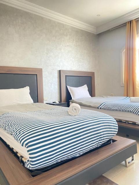 Amwaj Hotel Al-Dżadida Zewnętrze zdjęcie