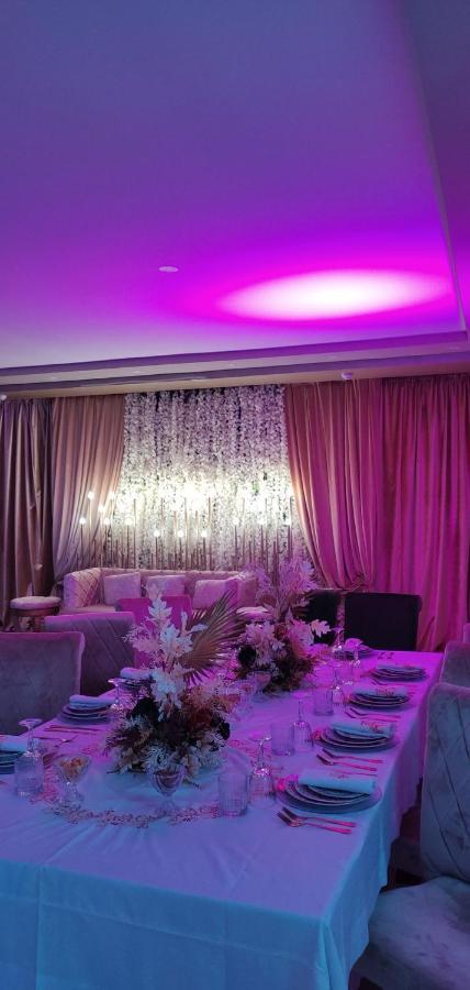 Amwaj Hotel Al-Dżadida Zewnętrze zdjęcie