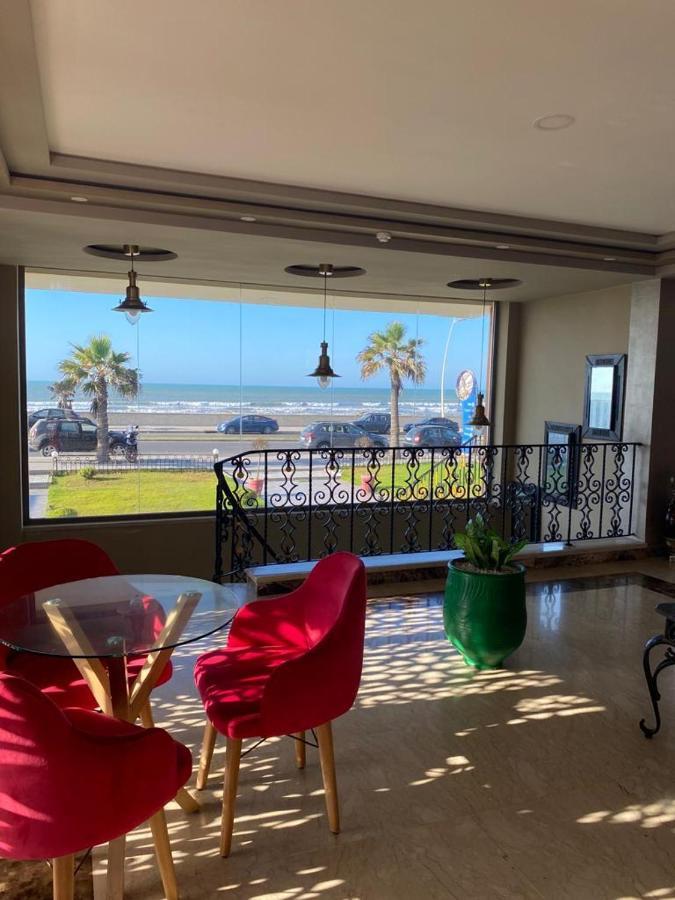 Amwaj Hotel Al-Dżadida Zewnętrze zdjęcie