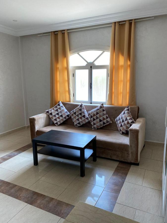 Amwaj Hotel Al-Dżadida Zewnętrze zdjęcie